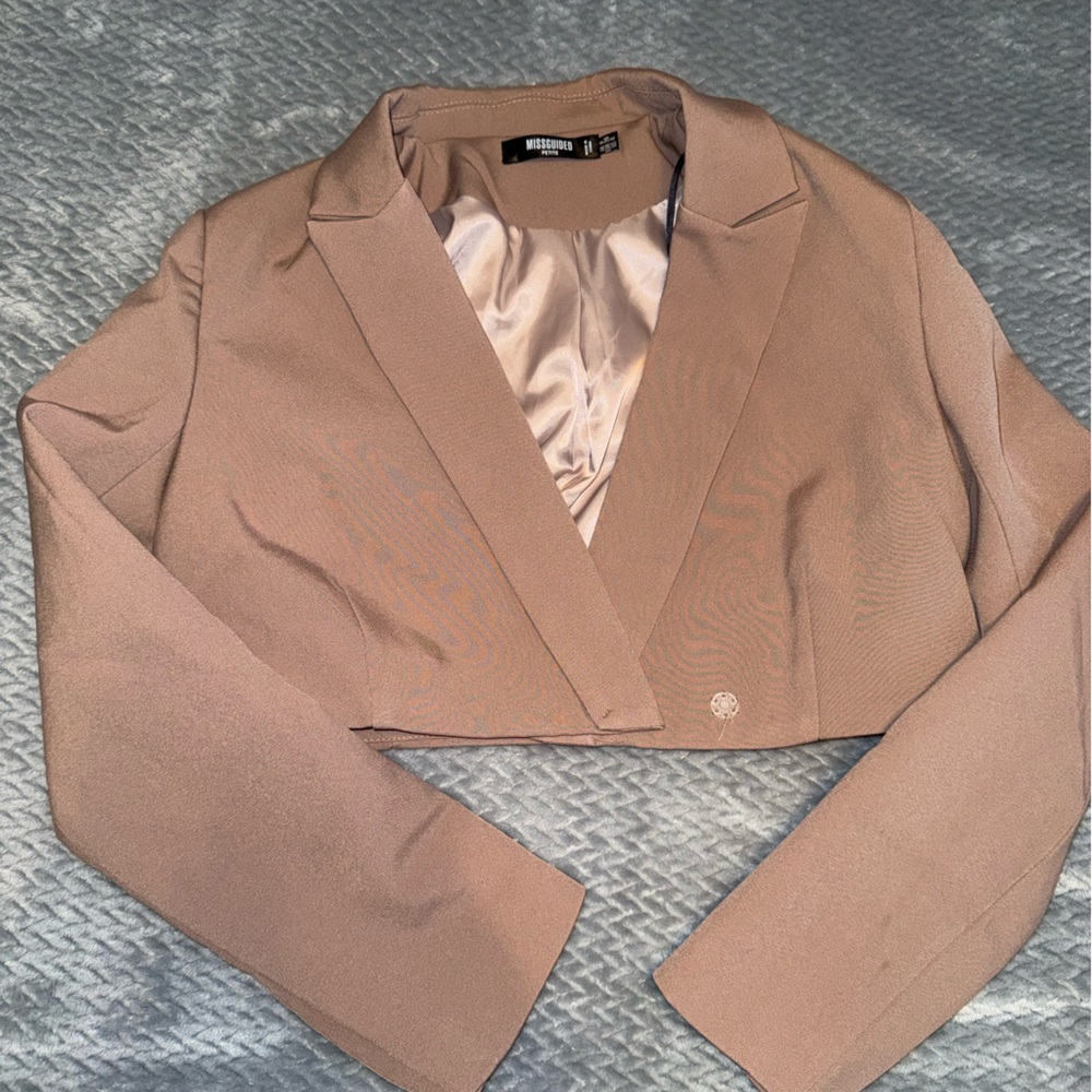 Missguided + Light Brown Blazer